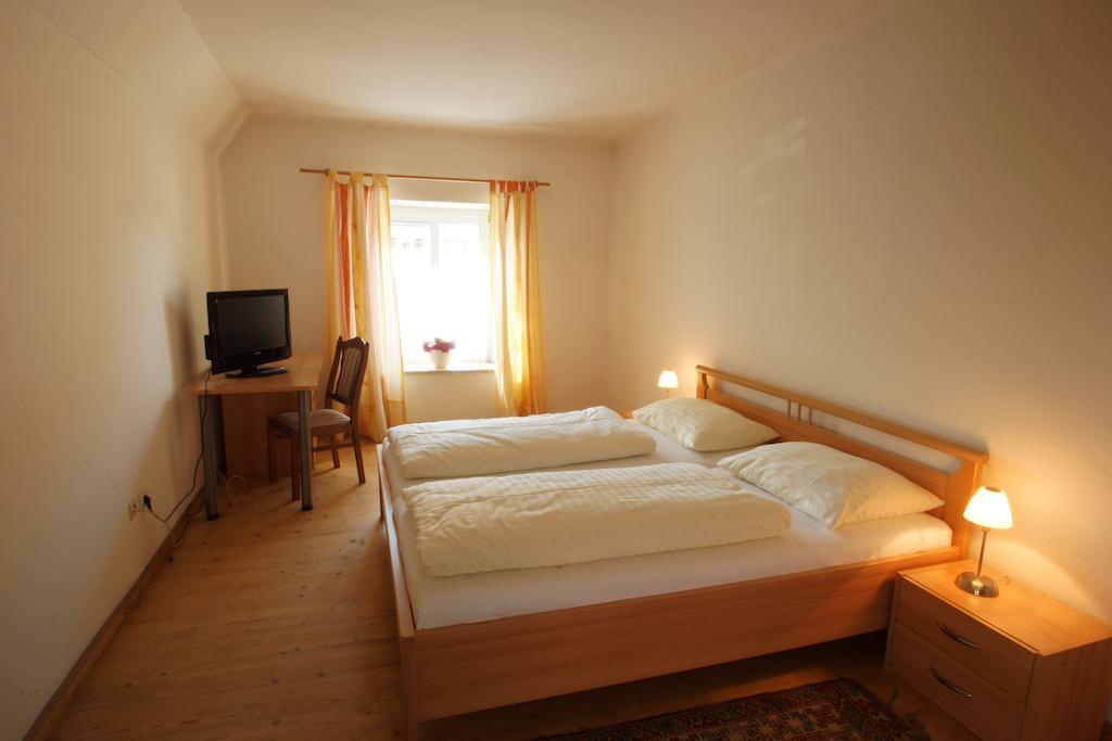 Gasthof Zur Post Strasswalchen Exterior foto