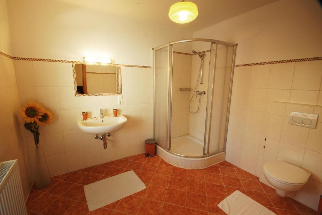Gasthof Zur Post Strasswalchen Exterior foto